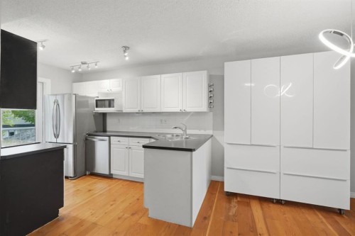 106 Inglewood Point Se, Calgary, AB 