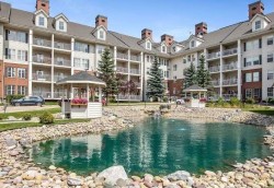 2453-151 Country Village Road NE Calgary, AB T3K 5X5