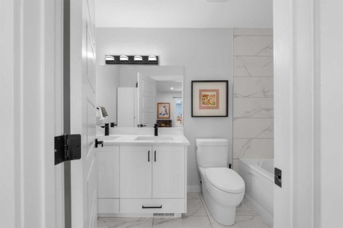 49 Sunlake Road Se, Calgary, AB 