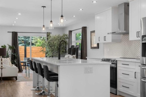 49 Sunlake Road Se, Calgary, AB 