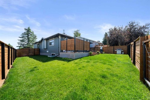 49 Sunlake Road Se, Calgary, AB 