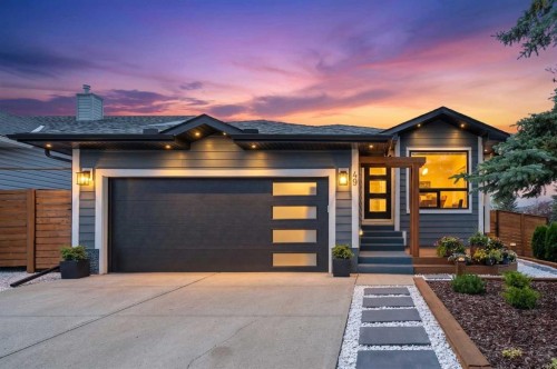 49 Sunlake Road Se, Calgary, AB 