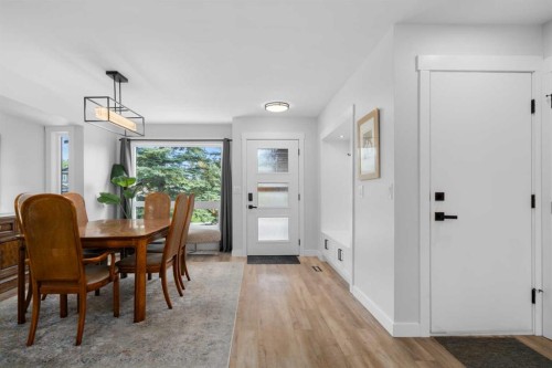 49 Sunlake Road Se, Calgary, AB 