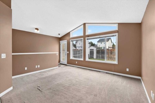 342 Prestwick Circle Se, Calgary, AB 