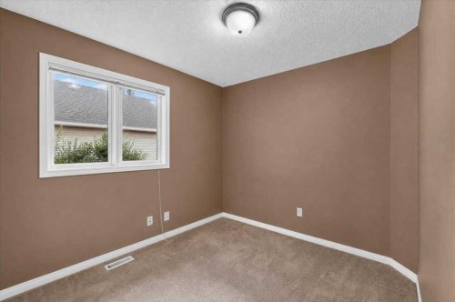 342 Prestwick Circle Se, Calgary, AB 