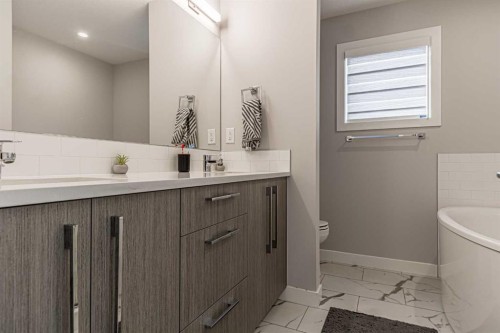 217 Crimson Ridge Place Nw, Calgary, AB 