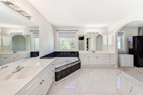 130 Panorama Hills View Nw, Calgary, AB 