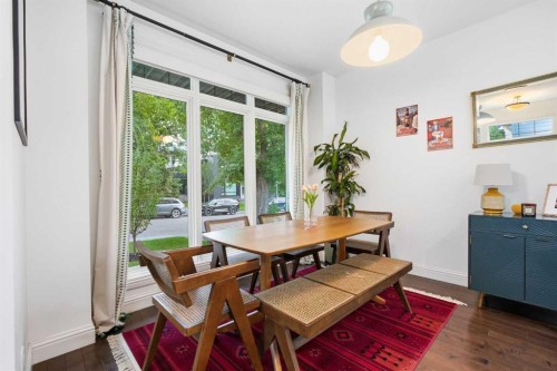 2025 45 Avenue Sw, Calgary, AB - Indoor Photo Showing Dining Room