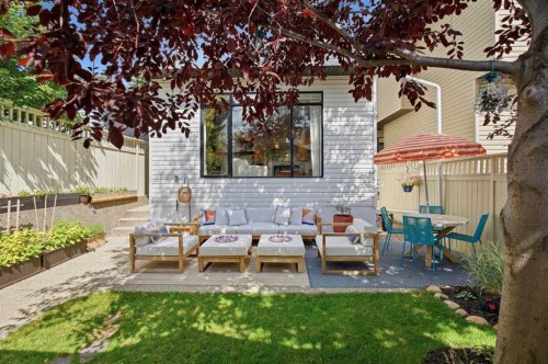 2025 45 Avenue Sw, Calgary, AB - Outdoor