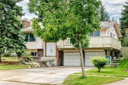 3219 Palliser Drive SW Calgary, AB T2V 1S2