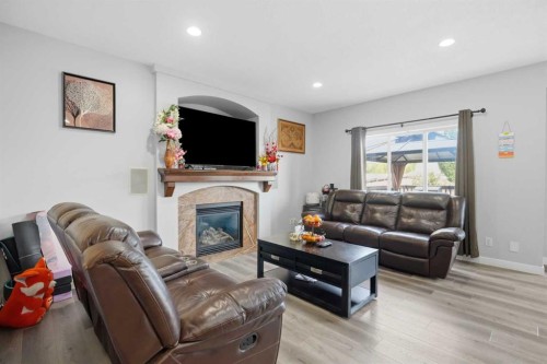 139 New Brighton Close Se, Calgary, AB 