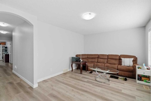 139 New Brighton Close Se, Calgary, AB 