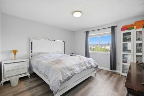 139 New Brighton Close Se, Calgary, AB 