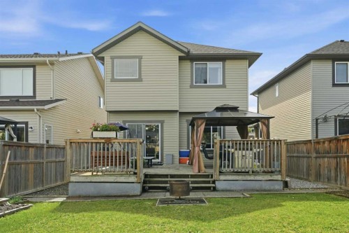 139 New Brighton Close Se, Calgary, AB 