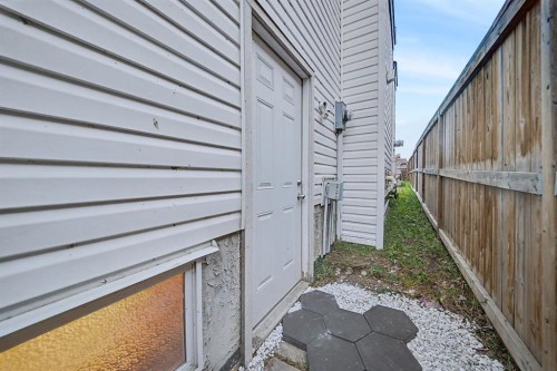 129 Saddlebrook Circle Ne, Calgary, AB 