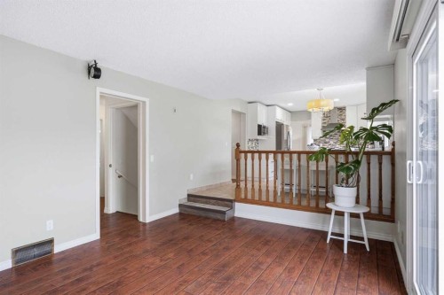 11 Edgemont Rise Nw, Calgary, AB 