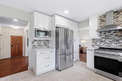 11 Edgemont Rise Nw, Calgary, AB 