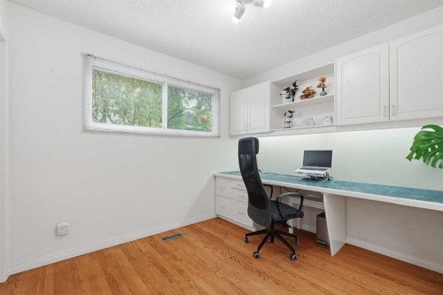 11 Edgemont Rise Nw, Calgary, AB 