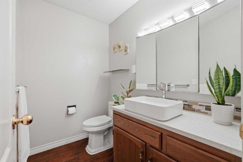 11 Edgemont Rise Nw, Calgary, AB 