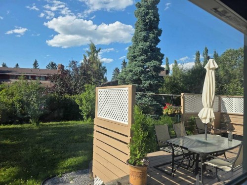 11 Edgemont Rise Nw, Calgary, AB 