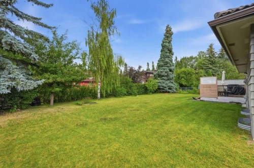 11 Edgemont Rise Nw, Calgary, AB 