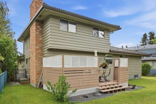 11 Edgemont Rise Nw, Calgary, AB 