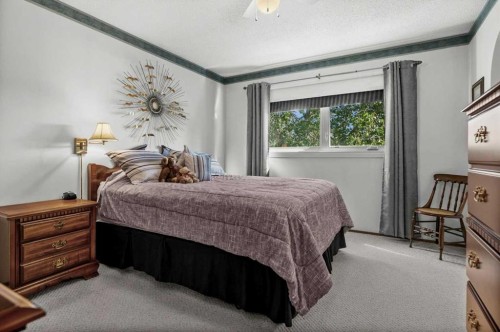 8 Deerbow Circle Se, Calgary, AB 