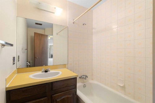317 Templemont Place Ne, Calgary, AB 