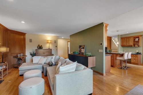 106 Scimitar Bay Nw, Calgary, AB 
