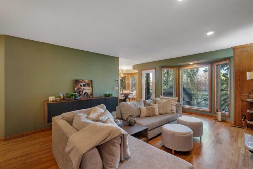 106 Scimitar Bay Nw, Calgary, AB 