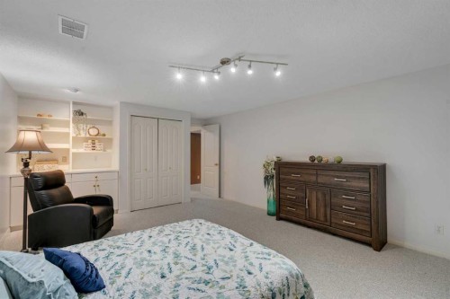 106 Scimitar Bay Nw, Calgary, AB 