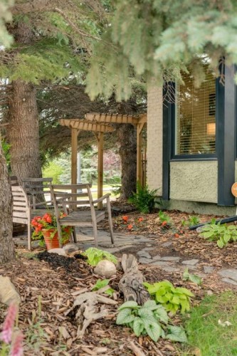 106 Scimitar Bay Nw, Calgary, AB 