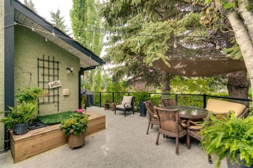 106 Scimitar Bay Nw, Calgary, AB 