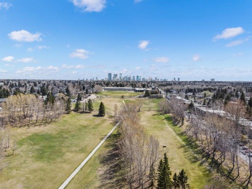 224 Hendon Drive Nw, Calgary, AB 