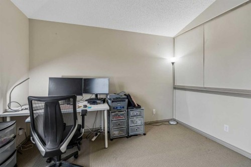 202 Royal Birch Heath Nw, Calgary, AB 