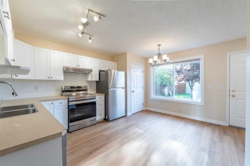 7415 26A Street Se, Calgary, AB 