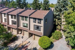 22 Point Mckay Court NW Calgary, AB T3B 5B7