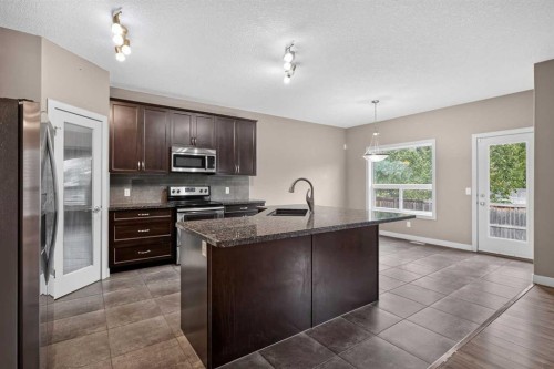129 Everhollow Rise Sw, Calgary, AB 