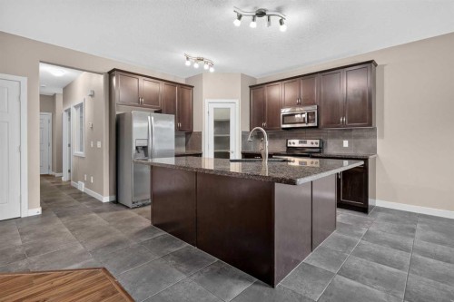 129 Everhollow Rise Sw, Calgary, AB 