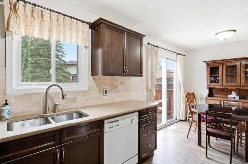 30 Bermuda Drive Nw, Calgary, AB 