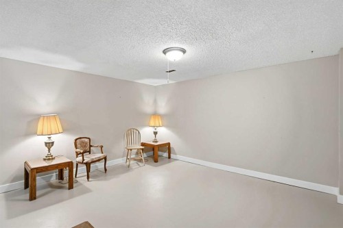 30 Bermuda Drive Nw, Calgary, AB 