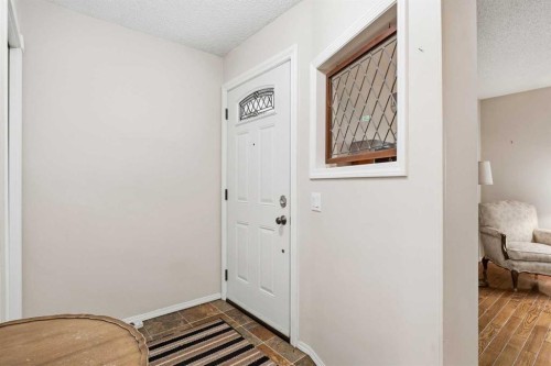30 Bermuda Drive Nw, Calgary, AB 