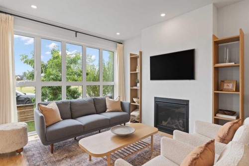 3105 Kildare Crescent Sw, Calgary, AB 