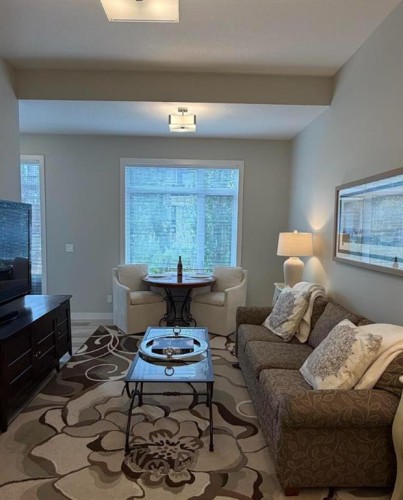 210 Crestbrook Common Sw, Calgary, AB 