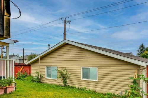 48 Falton Rise Ne, Calgary, AB 