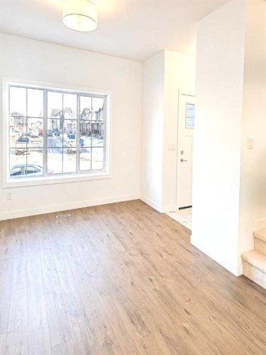 245 Walcrest Way Se, Calgary, AB 