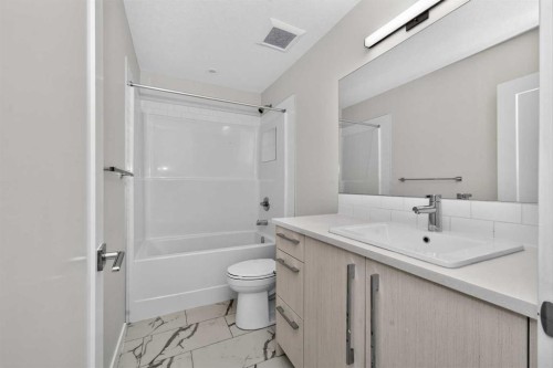 245 Walcrest Way Se, Calgary, AB 