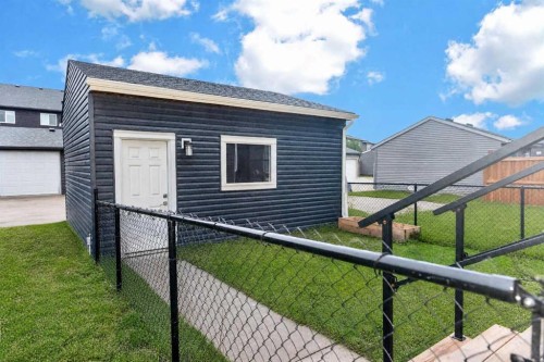 245 Walcrest Way Se, Calgary, AB 
