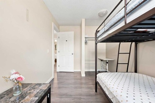 27 Erin Grove Close Se, Calgary, AB 