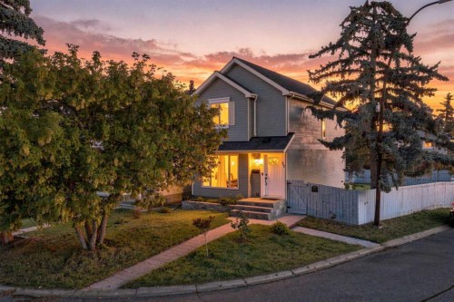 27 Erin Grove Close Se, Calgary, AB 